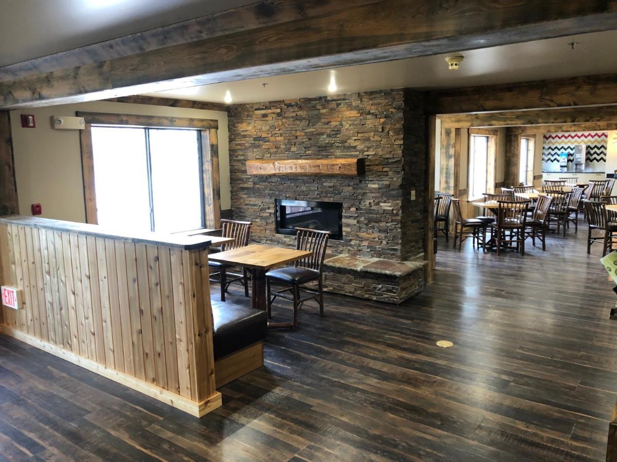 Clubhouse Inn West Yellowstone Exterior photo